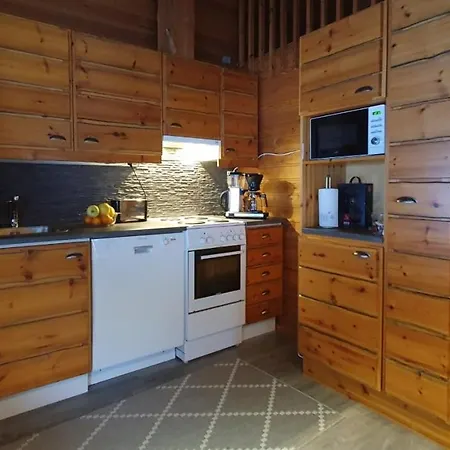 Vuosselin Taehti * روكا